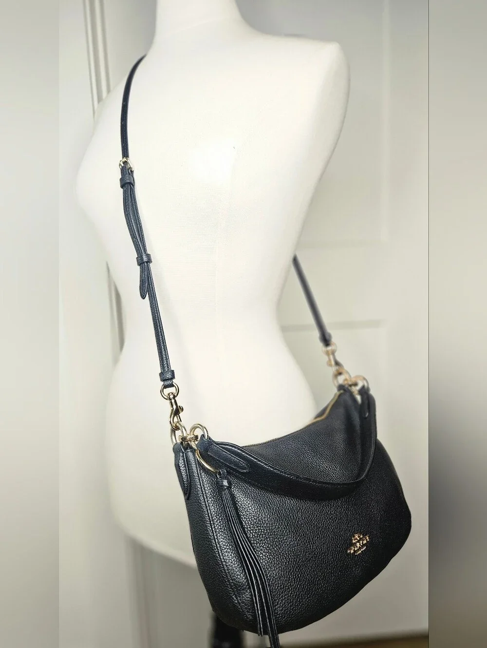 Authentic Coach Chelsea Convertible Hobo Crossbody Shoulder Bag Black Leather